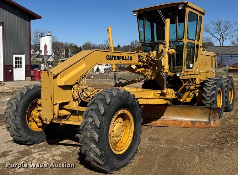 image for item DU3427 1974 Caterpillar 12G motor grader