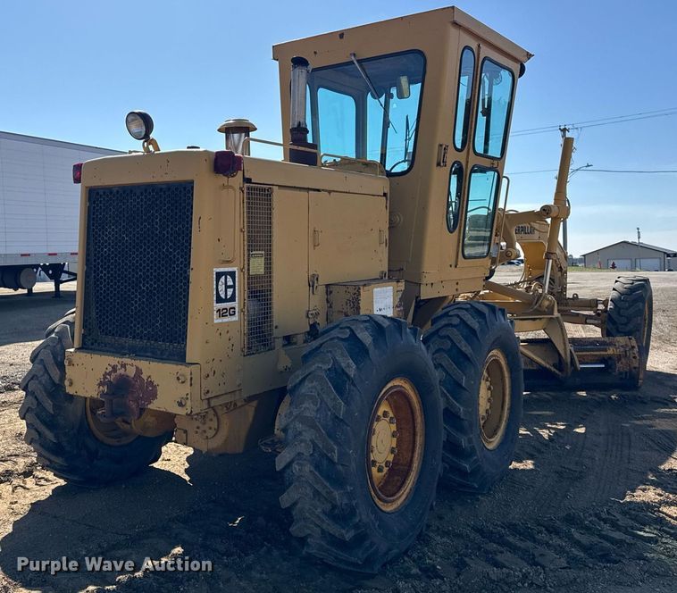 image for item DU3427 1974 Caterpillar 12G motor grader