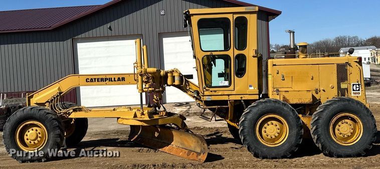 image for item DU3427 1974 Caterpillar 12G motor grader