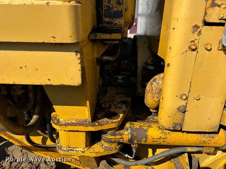 image for item DU3427 1974 Caterpillar 12G motor grader