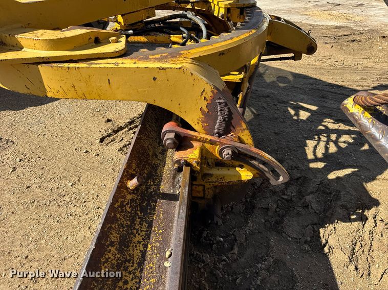 image for item DU3427 1974 Caterpillar 12G motor grader