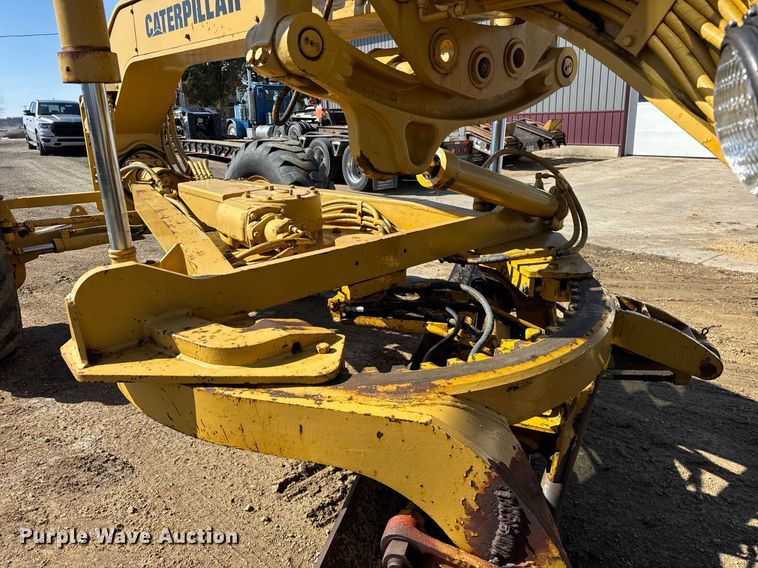 image for item DU3427 1974 Caterpillar 12G motor grader