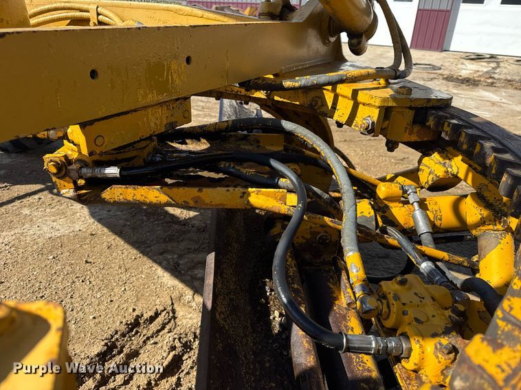 image for item DU3427 1974 Caterpillar 12G motor grader