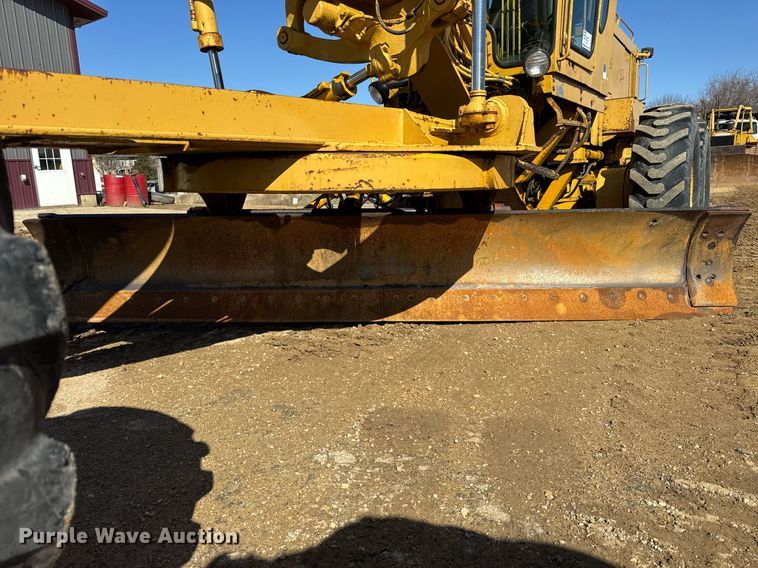 image for item DU3427 1974 Caterpillar 12G motor grader