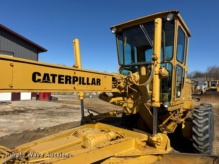 image for item DU3427 1974 Caterpillar 12G motor grader