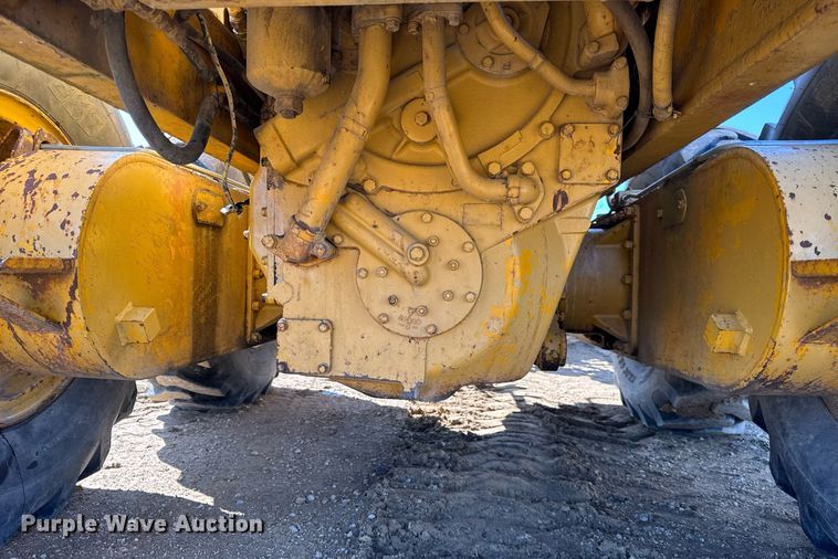 image for item DU3427 1974 Caterpillar 12G motor grader