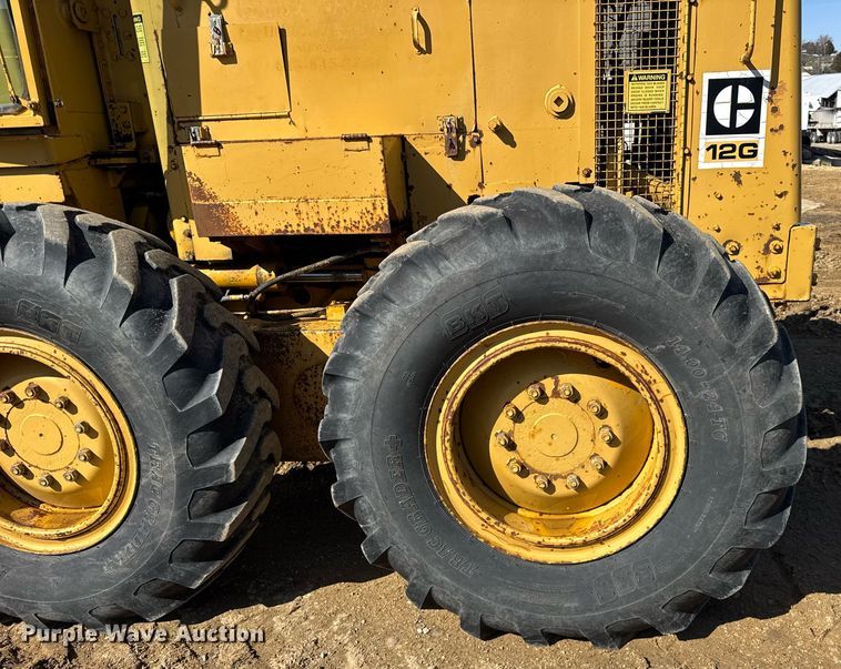 image for item DU3427 1974 Caterpillar 12G motor grader