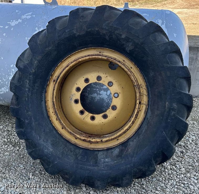 image for item DU3427 1974 Caterpillar 12G motor grader