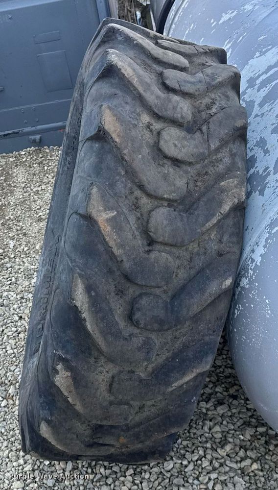 image for item DU3427 1974 Caterpillar 12G motor grader