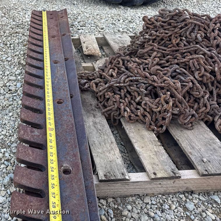 image for item DU3427 1974 Caterpillar 12G motor grader