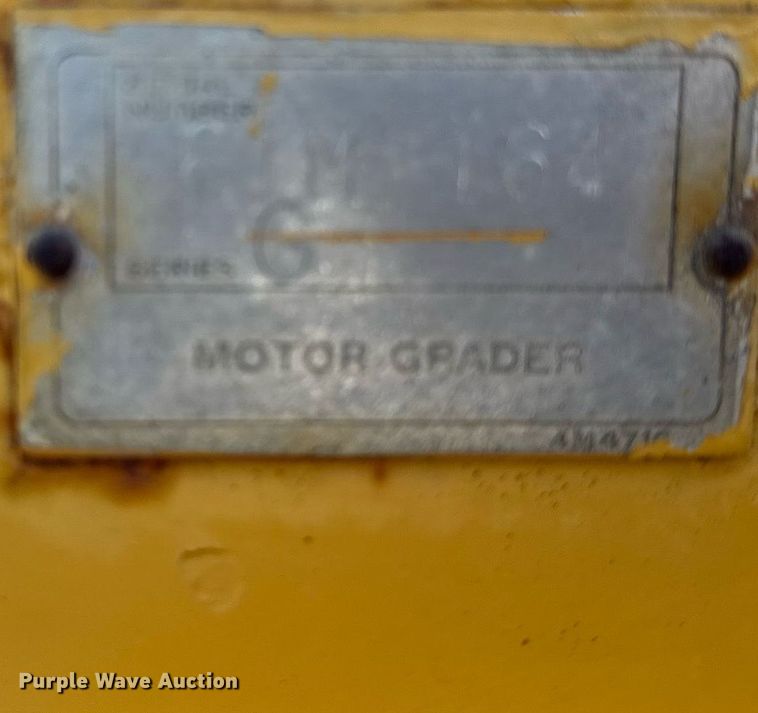 image for item DU3427 1974 Caterpillar 12G motor grader