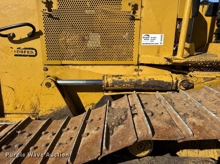 image for item DU3428 1996 Caterpillar D6M XL dozer