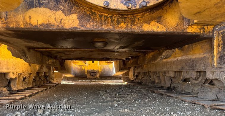 image for item DU3428 1996 Caterpillar D6M XL dozer