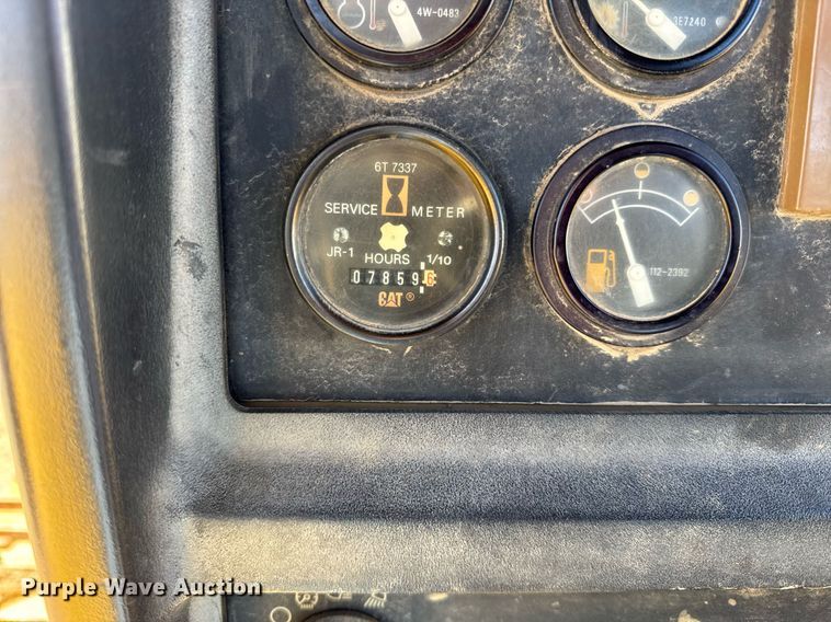 image for item DU3428 1996 Caterpillar D6M XL dozer