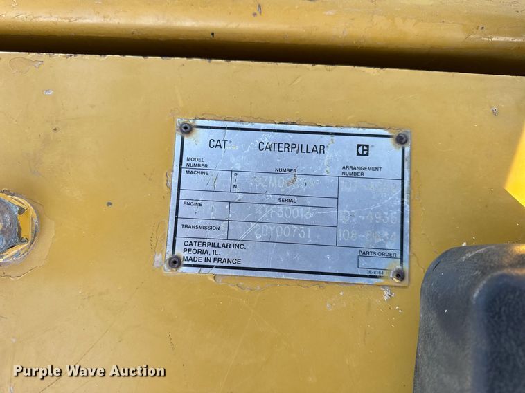 image for item DU3428 1996 Caterpillar D6M XL dozer