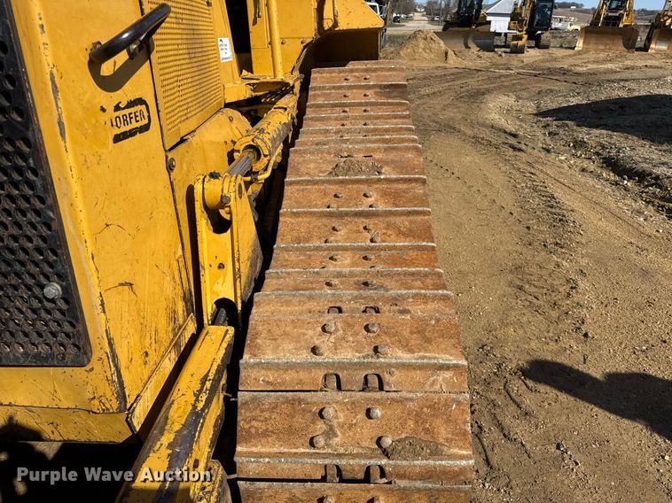 image for item DU3428 1996 Caterpillar D6M XL dozer