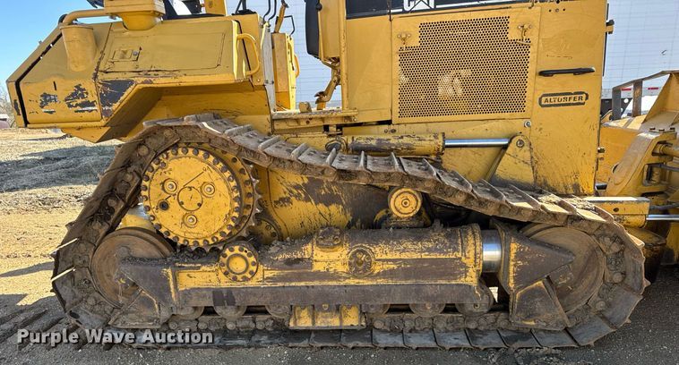 image for item DU3428 1996 Caterpillar D6M XL dozer
