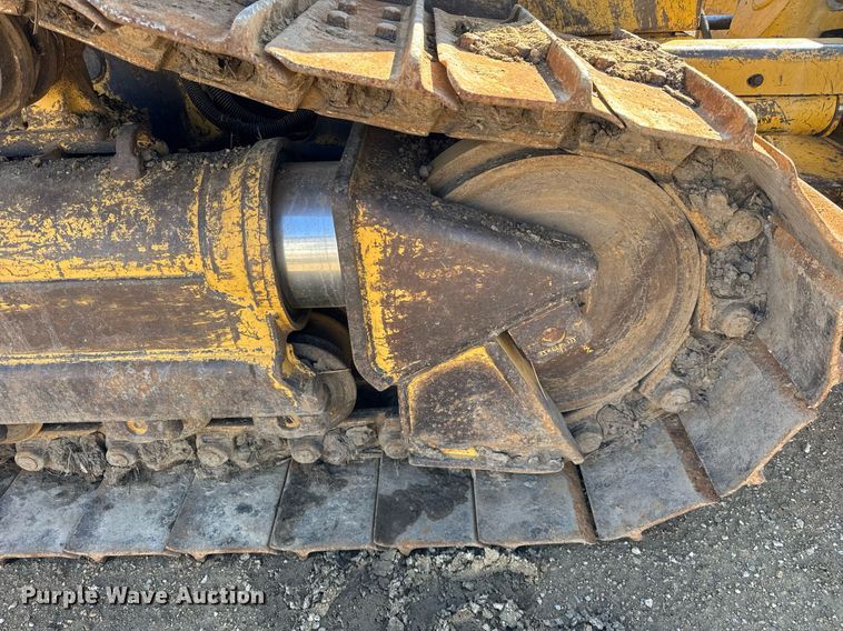 image for item DU3428 1996 Caterpillar D6M XL dozer