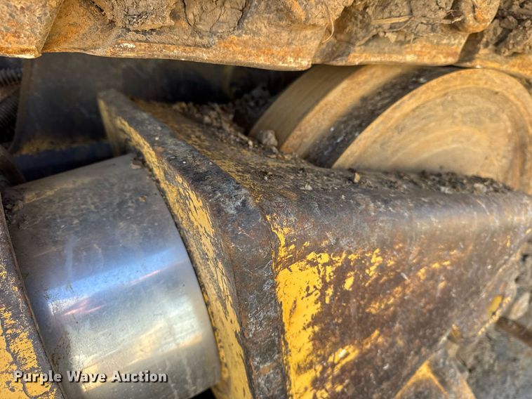 image for item DU3428 1996 Caterpillar D6M XL dozer