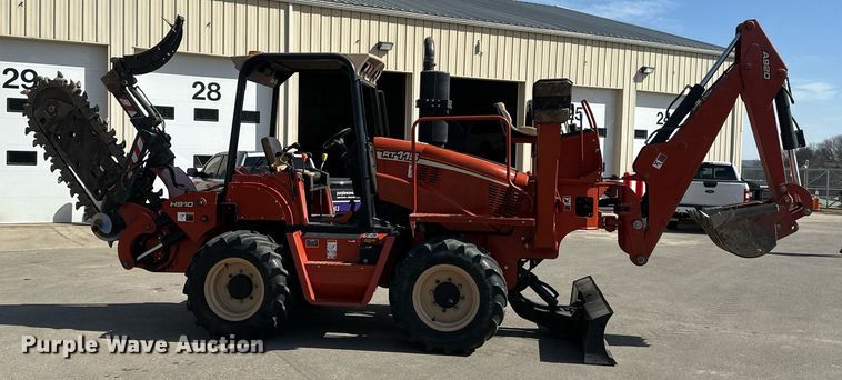 image for item DV0665 2011 Ditch Witch  RT115 trencher