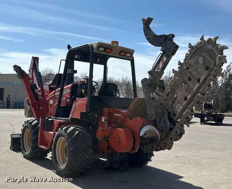image for item DV0665 2011 Ditch Witch  RT115 trencher