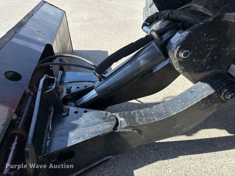 image for item DV0665 2011 Ditch Witch  RT115 trencher