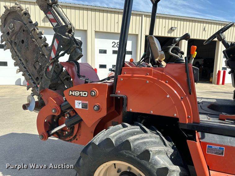 image for item DV0665 2011 Ditch Witch  RT115 trencher