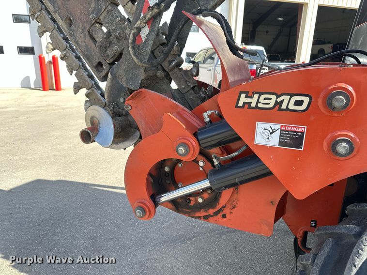 image for item DV0665 2011 Ditch Witch  RT115 trencher