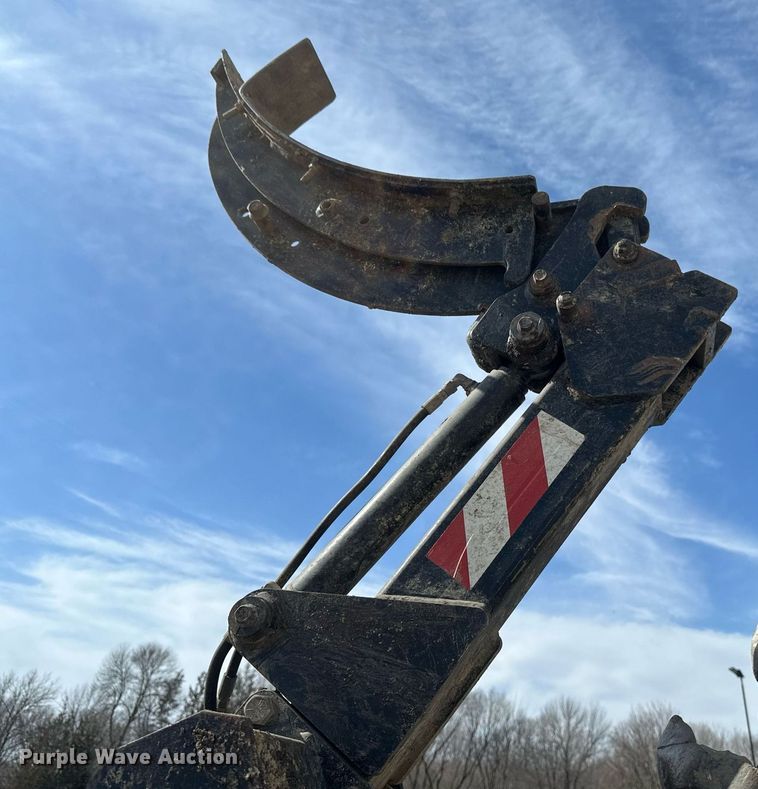 image for item DV0665 2011 Ditch Witch  RT115 trencher