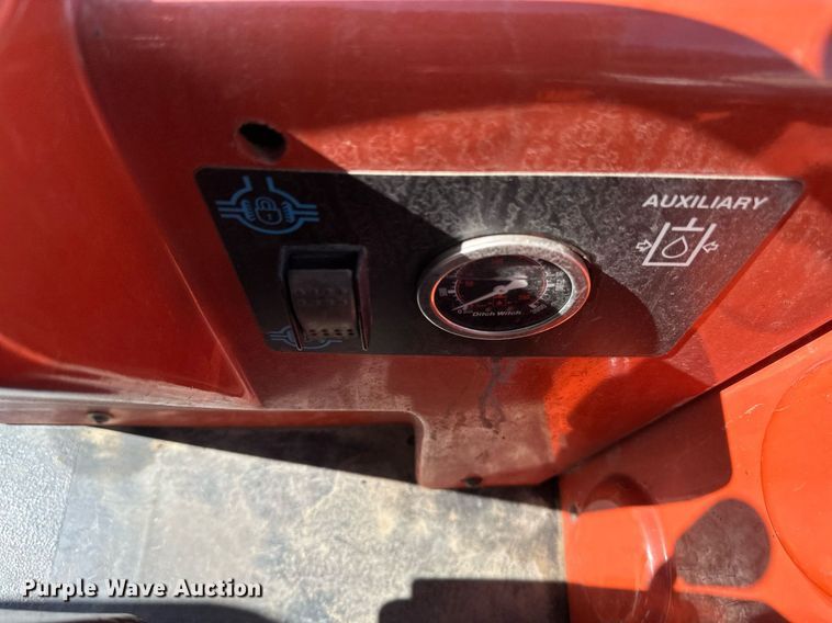 image for item DV0665 2011 Ditch Witch  RT115 trencher