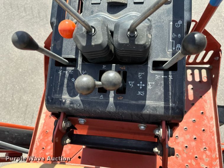 image for item DV0665 2011 Ditch Witch  RT115 trencher