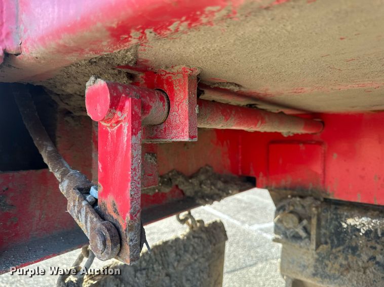 image for item DV0668 2003 Sterling L9500 dump truck