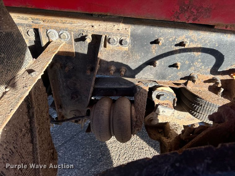 image for item DV0668 2003 Sterling L9500 dump truck