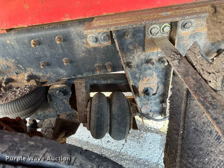 image for item DV0668 2003 Sterling L9500 dump truck