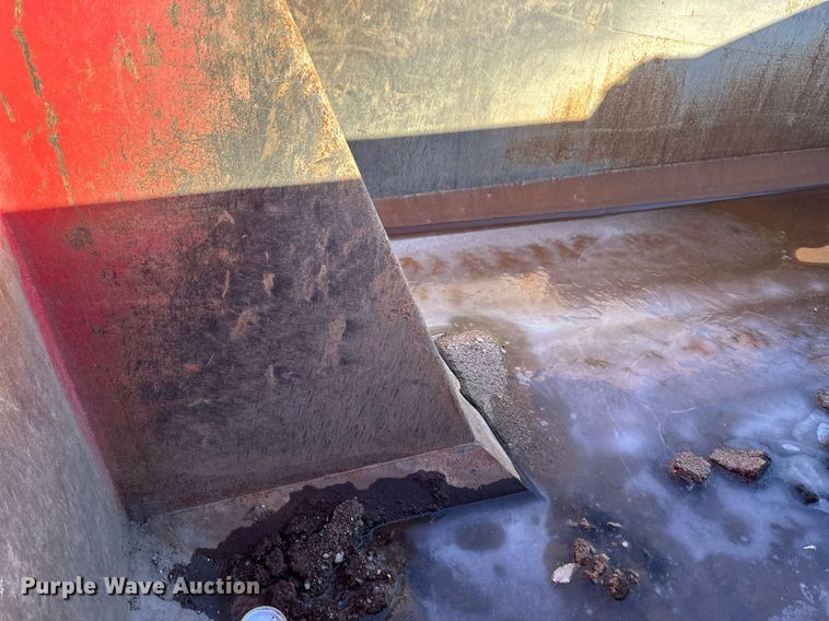 image for item DV0668 2003 Sterling L9500 dump truck