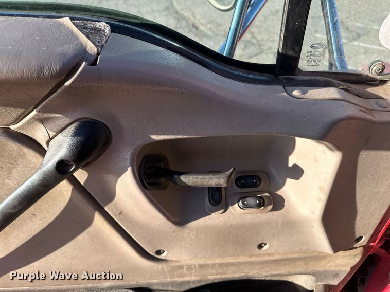 image for item DV0668 2003 Sterling L9500 dump truck