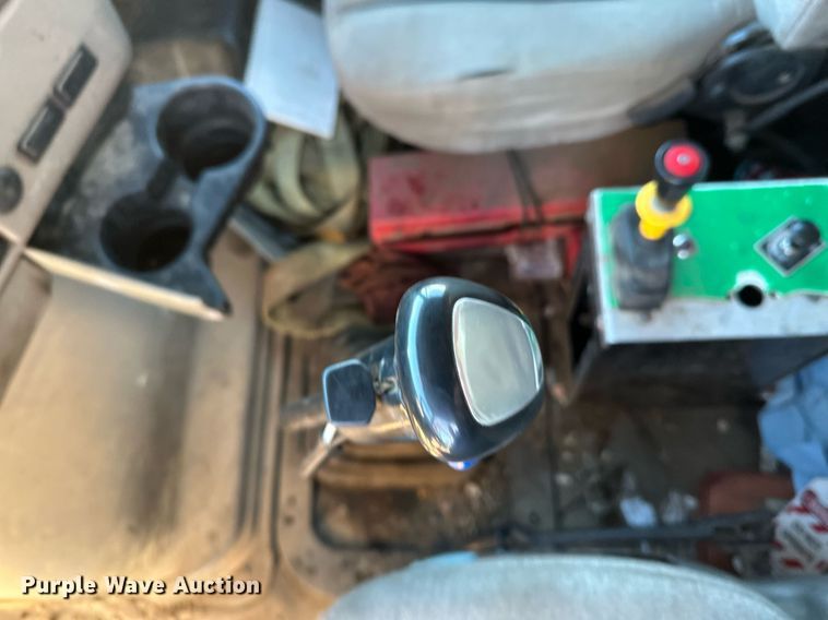 image for item DV0668 2003 Sterling L9500 dump truck