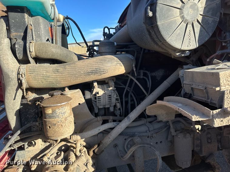 image for item DV0668 2003 Sterling L9500 dump truck