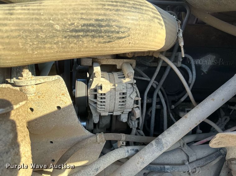 image for item DV0668 2003 Sterling L9500 dump truck