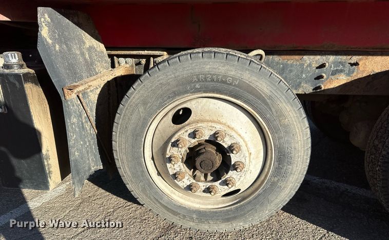 image for item DV0668 2003 Sterling L9500 dump truck