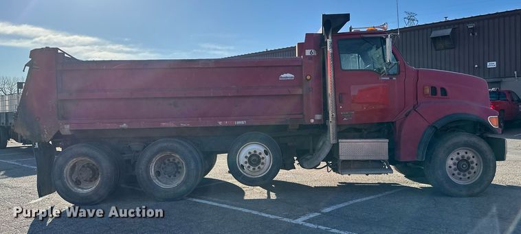 image for item DV0669 2005 Sterling LT9500 dump truck