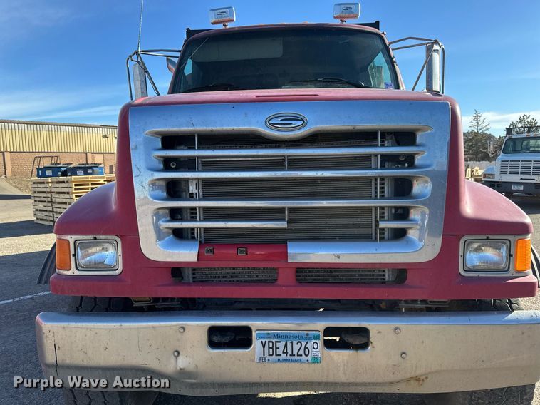 image for item DV0669 2005 Sterling LT9500 dump truck