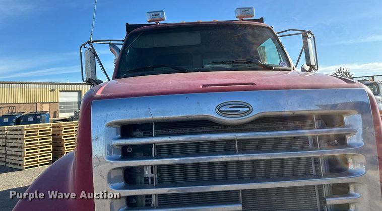 image for item DV0669 2005 Sterling LT9500 dump truck