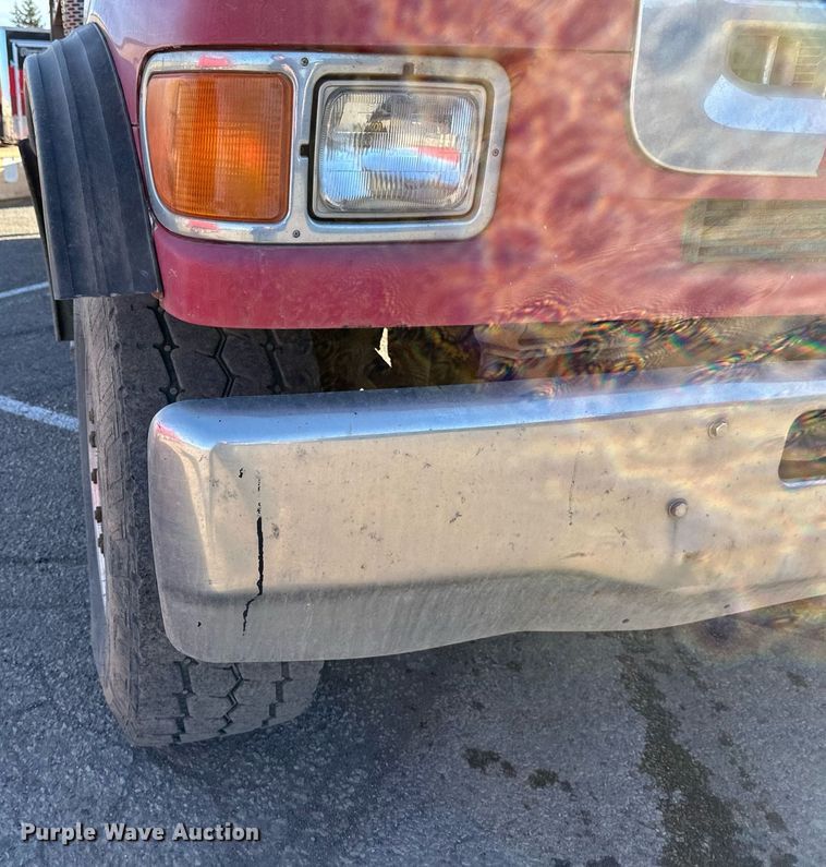 image for item DV0669 2005 Sterling LT9500 dump truck