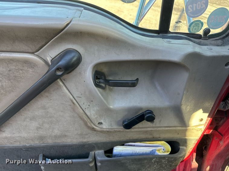 image for item DV0669 2005 Sterling LT9500 dump truck