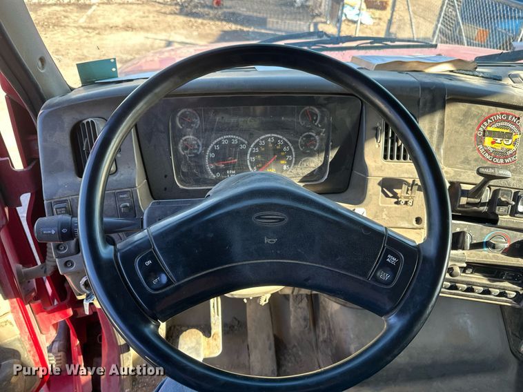 image for item DV0669 2005 Sterling LT9500 dump truck