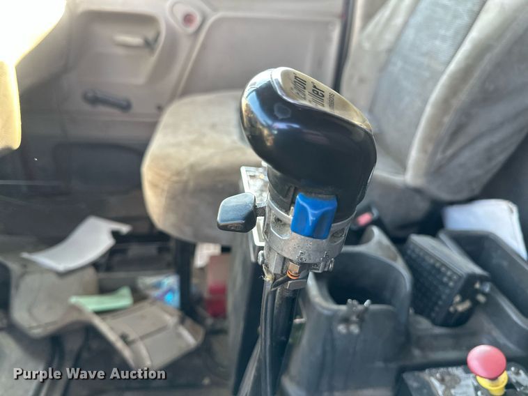 image for item DV0669 2005 Sterling LT9500 dump truck