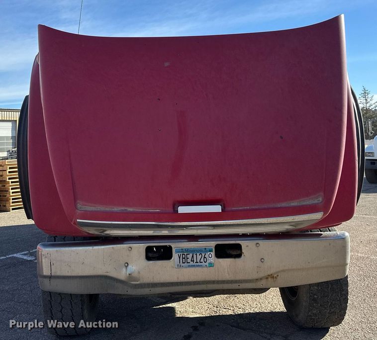 image for item DV0669 2005 Sterling LT9500 dump truck