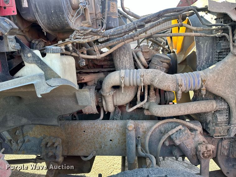 image for item DV0669 2005 Sterling LT9500 dump truck