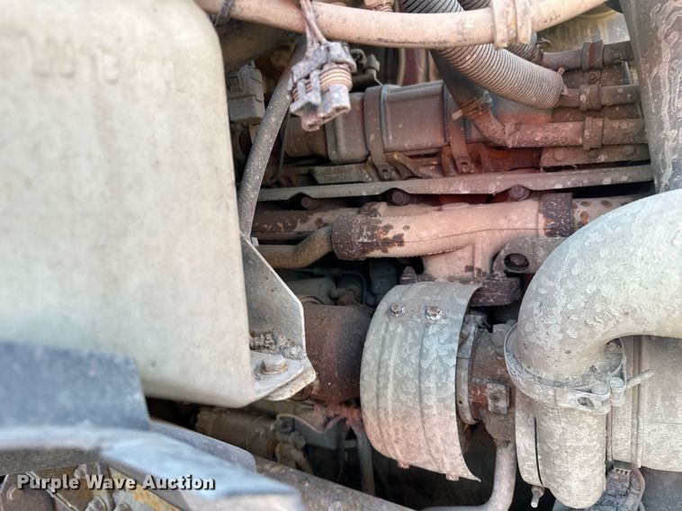 image for item DV0669 2005 Sterling LT9500 dump truck